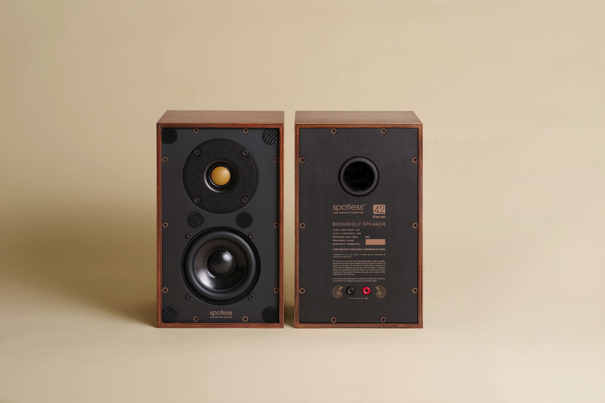 Eternal 4.2 front and back view small bookshelf speaker Eternal 4.2